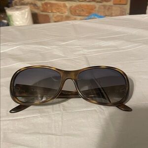 Ray Ban Italy RB 4061 642/57 3P
Tortoise Plastic Sunglasses Frame YB80